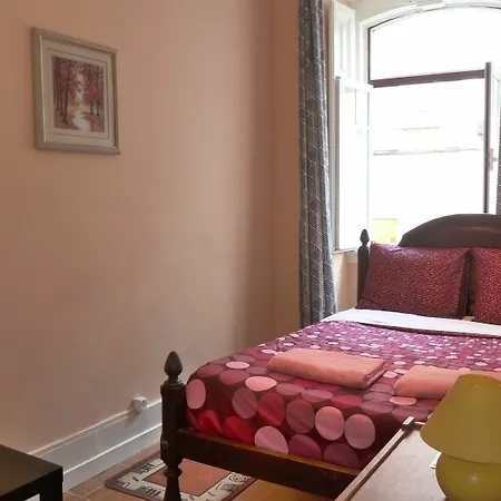 Guest house Midtown 2*